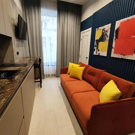 Brativ Rohatynciv 32 Apartment *