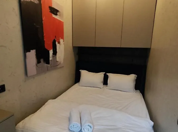 Daire Brativ Rohatynciv 32 Lviv