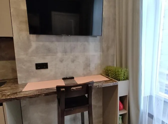 Brativ Rohatynciv 32