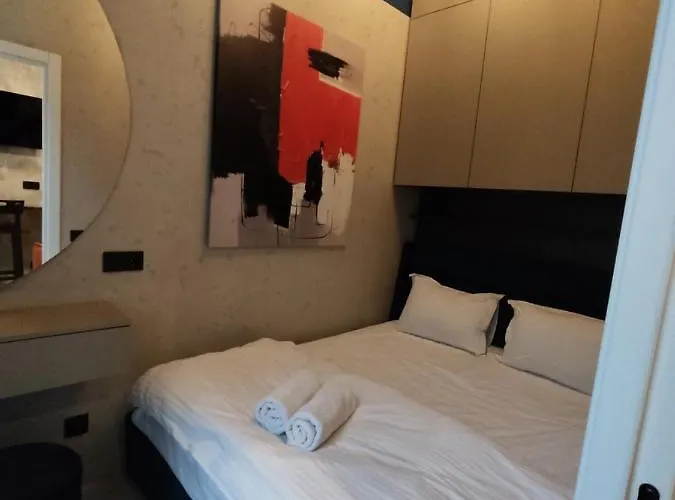 Brativ Rohatynciv 32 Leopoli